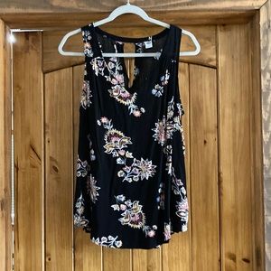 Old navy L sleeveless